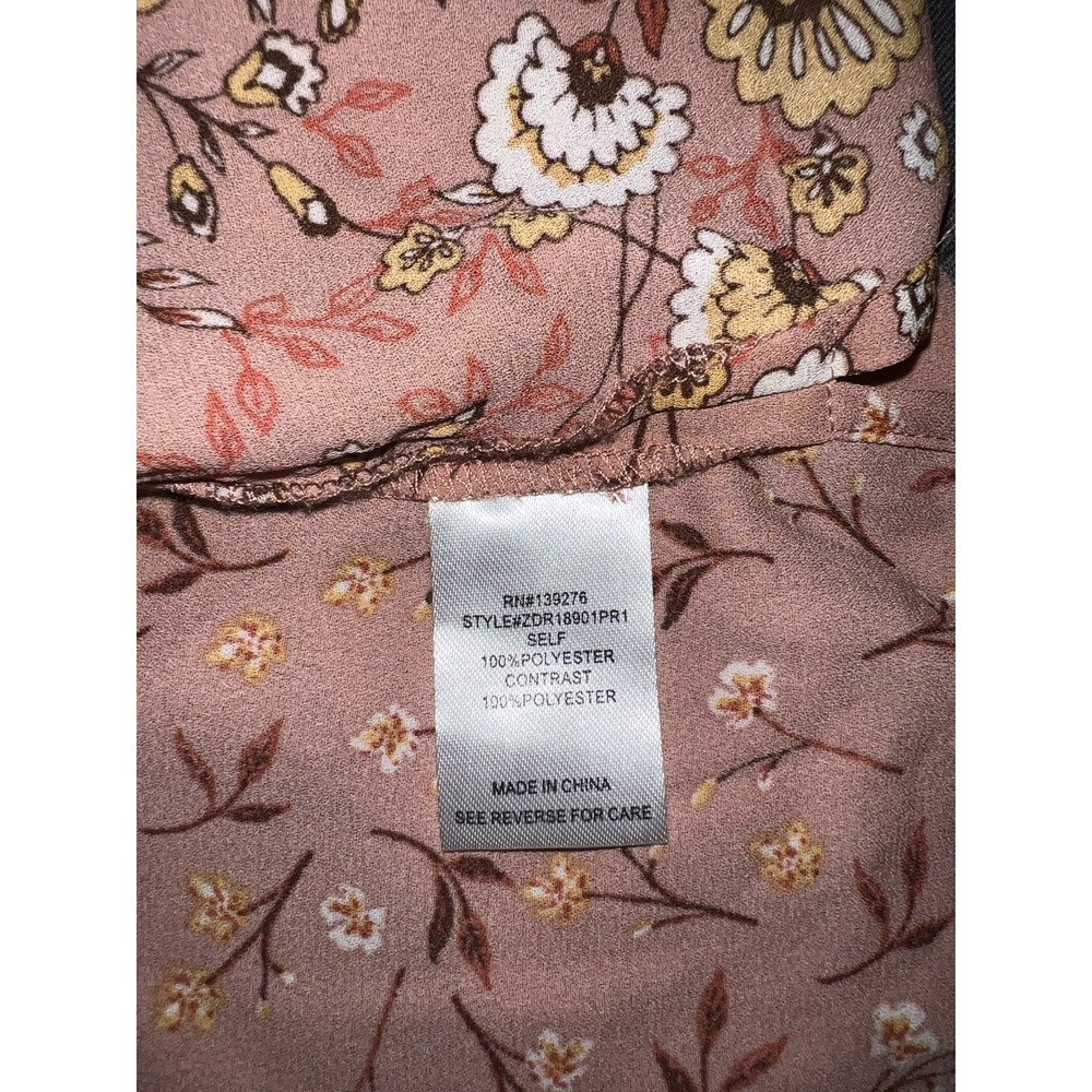 DR2 Daniel Rainn Womens Sz Large Floral V-Neck Cutout Back Roll Tab Blouse Pink - Picture 12 of 12